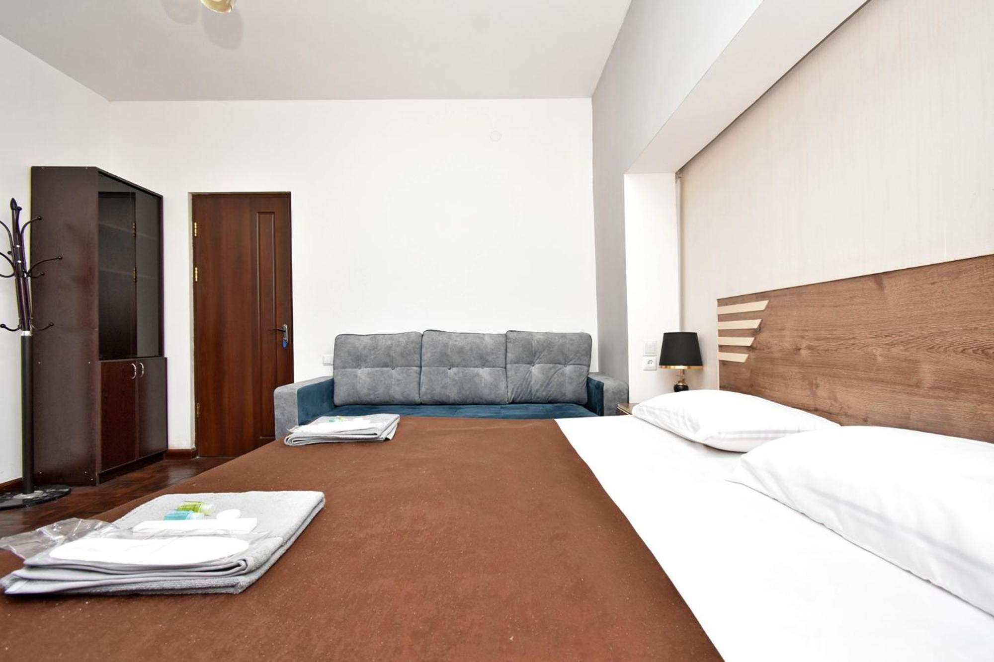 S A Guest House Yerevan Luaran gambar